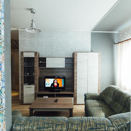 Apartments Faraon 4 Sumy Exterior photo