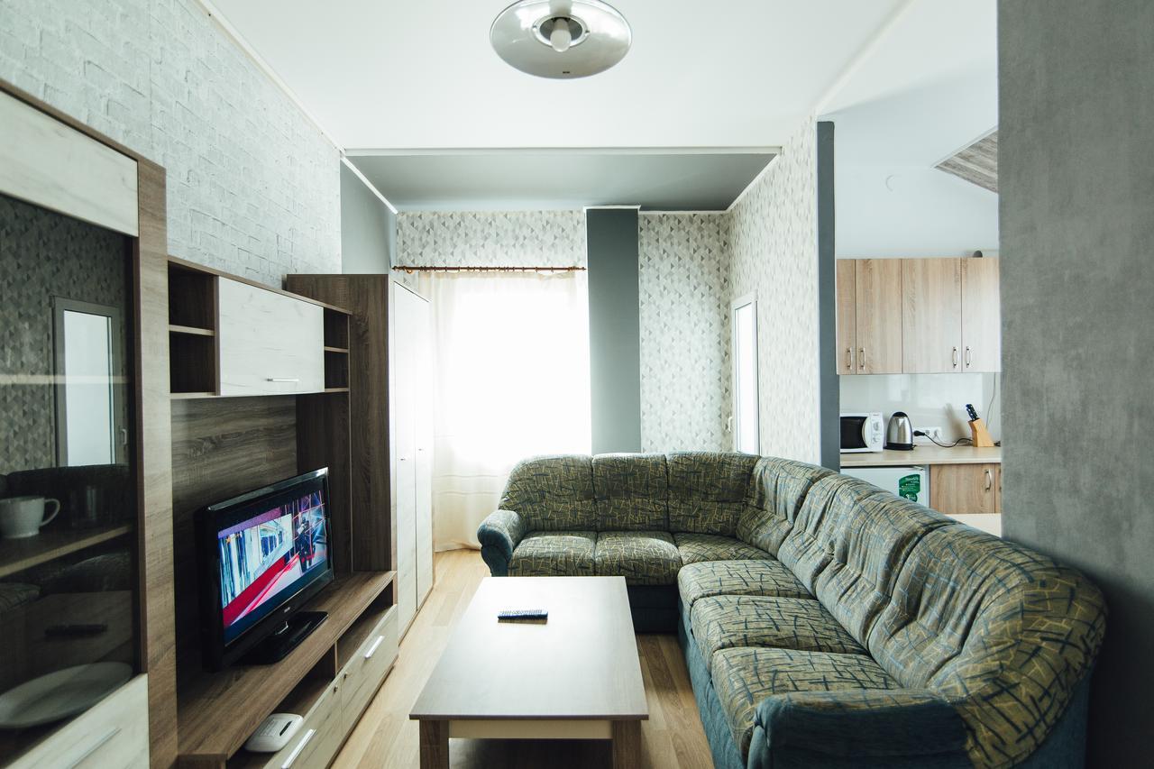Apartments Faraon 4 Sumy Exterior photo